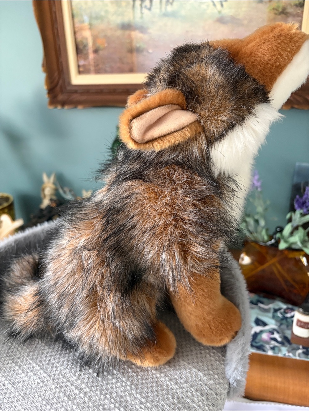 Douglas Plush Howling Wolf Stuffed Animal - Brown & Gray Fur - Picture 5 of 8